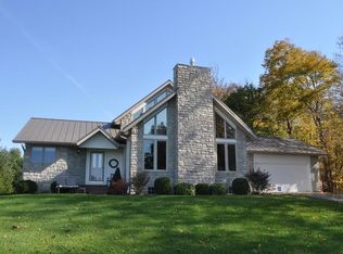 4566 Sheets Rd NW, Lancaster, OH 43130