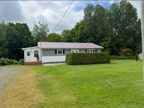 686 California Settlement Rd, Grand Falls, NB E3Z 1X3