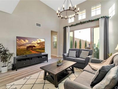 121 Soaring Eagle, Irvine, CA, 92618