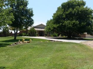 115 Walnut Dr, Pampa, TX 79065