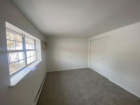 ceiling fan, air conditioner & blinds was added to bedroom #1