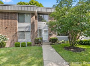4155 S Norway St SE, Kentwood, MI 49546