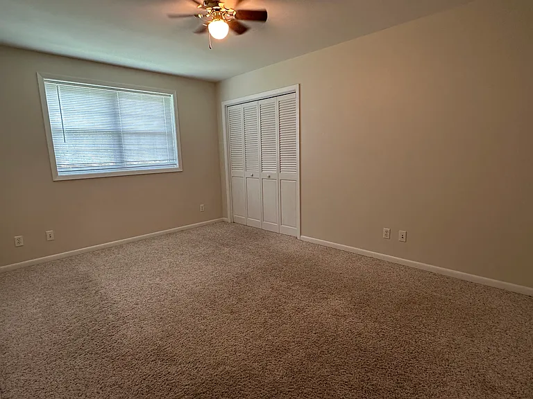 6850 Wuerpel St #6850 — Photo 9