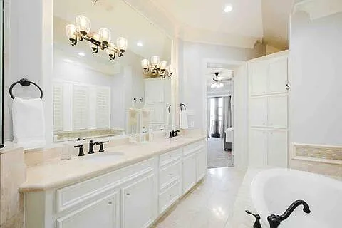 1616 Southmore Blvd — Photo 15