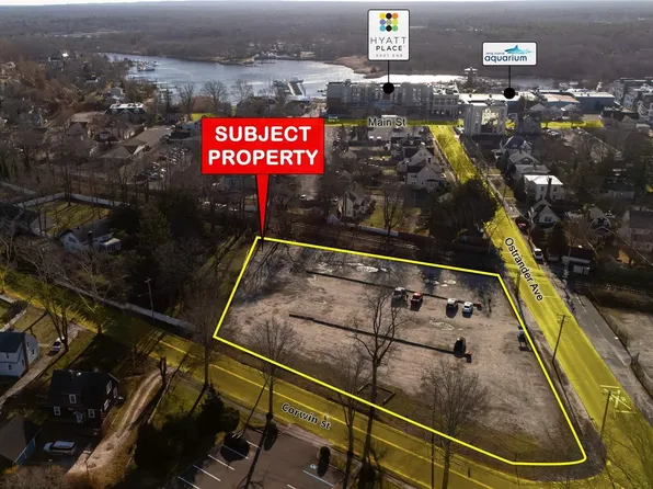 308 Ostrander Avenue, Riverhead, NY 11901