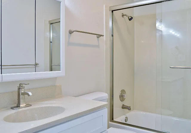 2 Bed 2 Bath