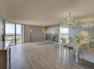 1502 Harmon Cove Tower #1502, Secaucus, NJ