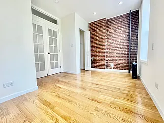 Rented by HOLTON REAL ESTATE INC.