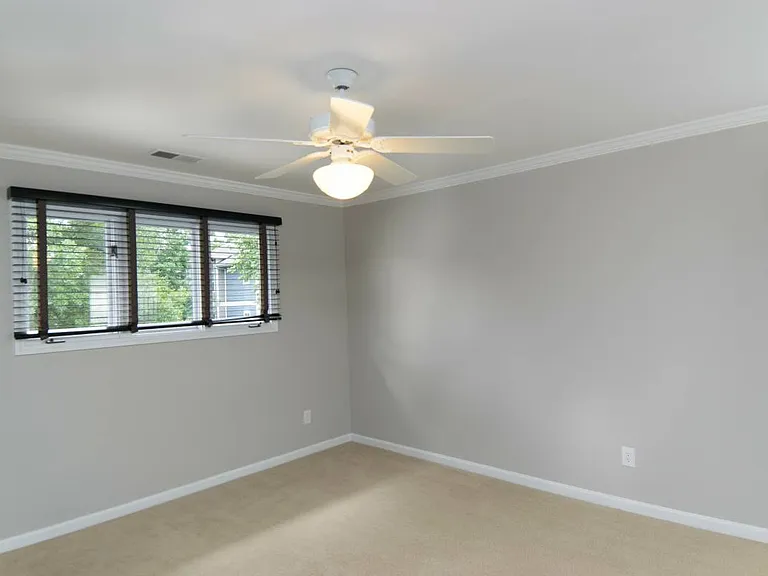 400 Olmsted Park Pl — Photo 11