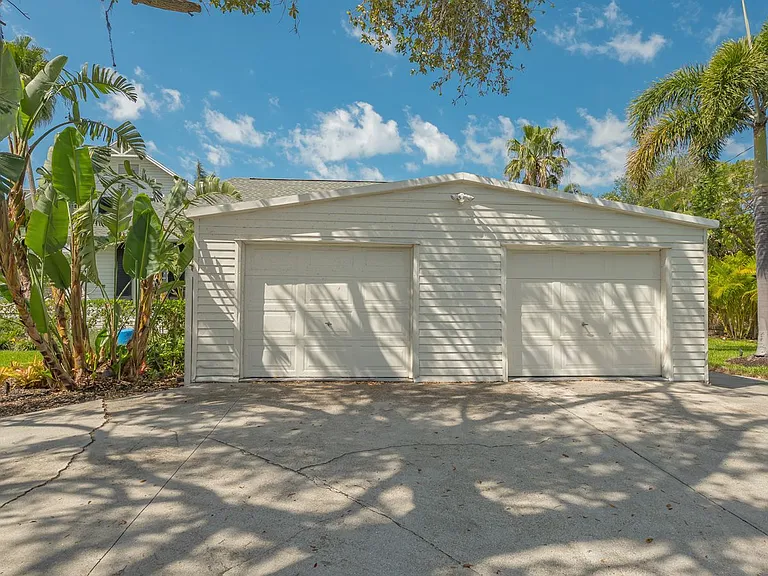 7715 Westmoreland Dr — Photo 65