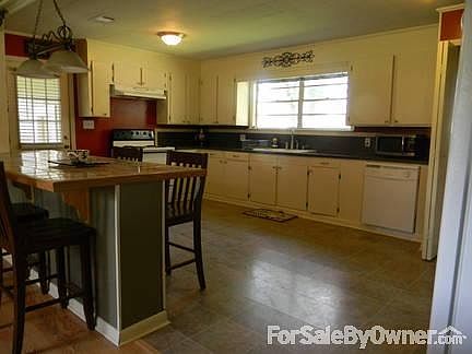 3rd image of 10150 Kimball Dr