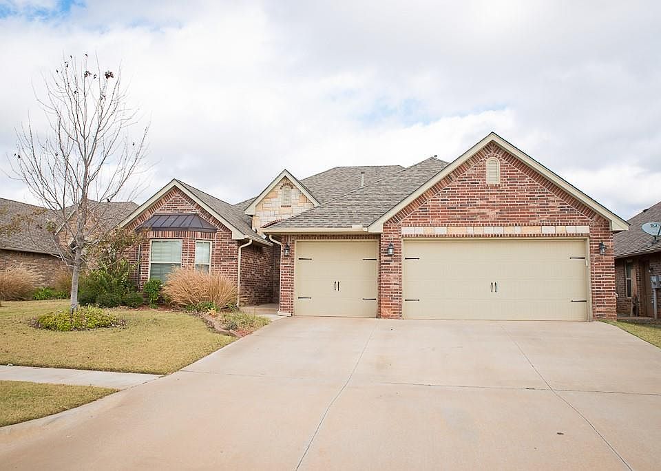 1st image of 4301 SE 40th St