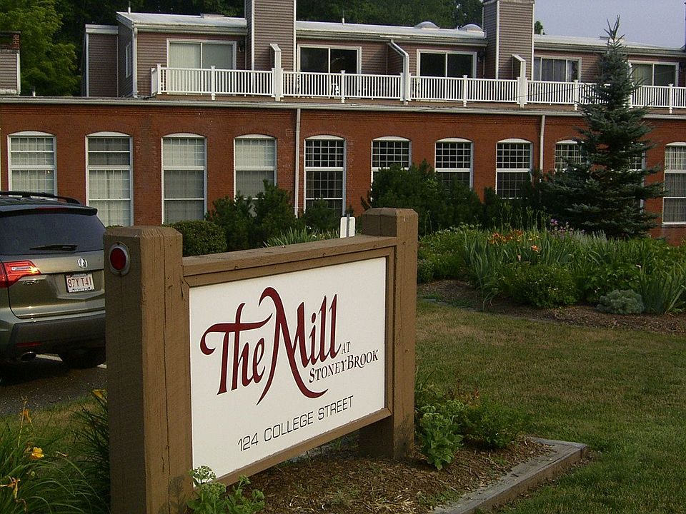 Unit 14 124 College St @ The Mill