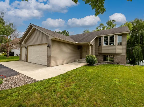 1150 Hidden Creek Blvd, Mayer, MN 55360