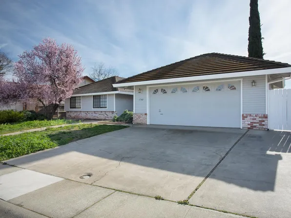 1740 Edwin Dr, Yuba City, CA 95993