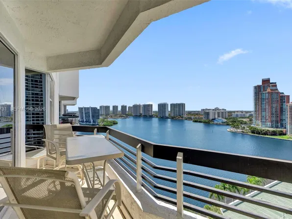 3600 Mystic Pointe Dr #Penthouse 3, Miami, FL 33180