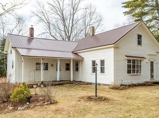 42 Barre Rd, Petersham, MA 01366