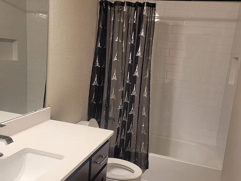 3620 Hidden Hollow Dr — Photo 35