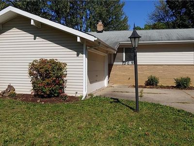 204 Best Dr, Berea, OH, 44017