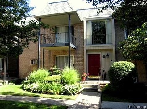 Great Upper Unit - Furthest From The Street