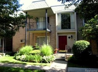 1721 E Forteen Mile Rd UNIT C, Birmingham, MI 48009