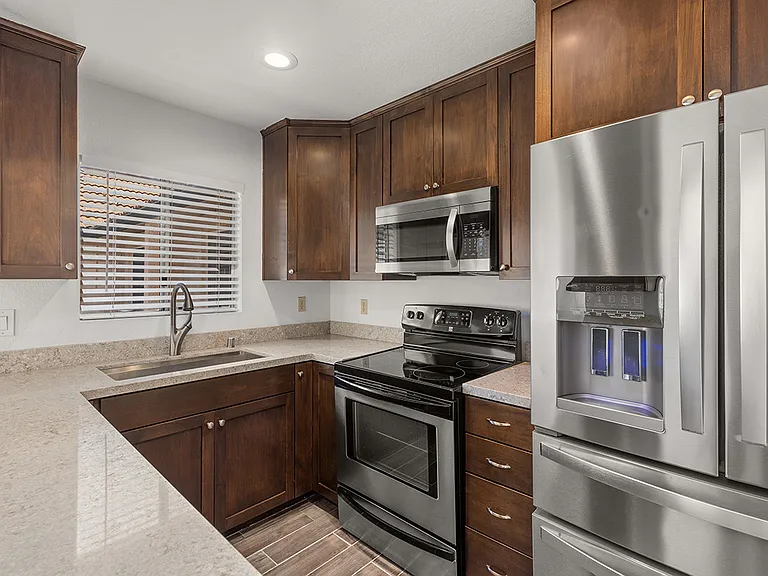 11239 Avenida De Los Lobos — Photo 14