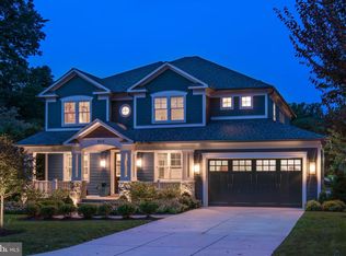 5515 Namakagan Rd, Bethesda, MD 20816