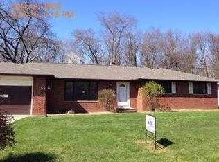 4989 Delevan Dr, Lyndhurst, OH 44124