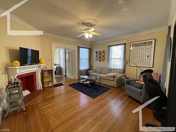 internal_unit_photo_0.375