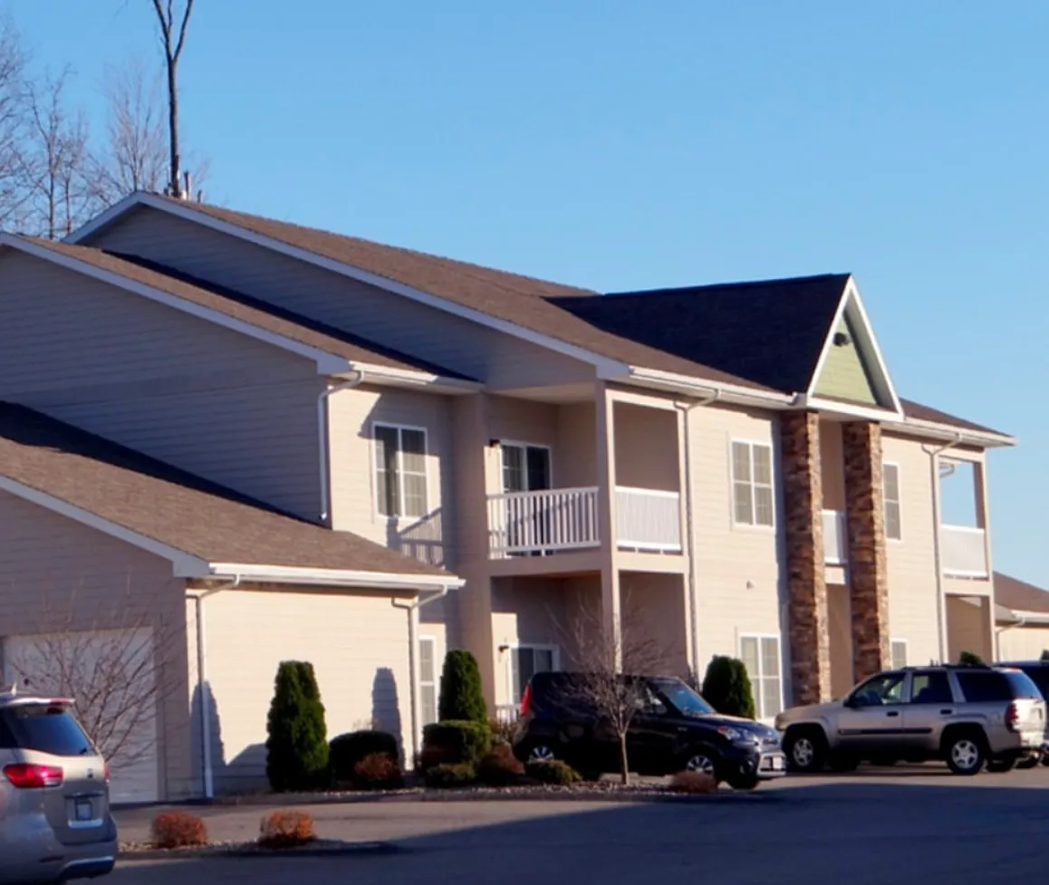 Parkview Apartments & Townhomes — Photo 4