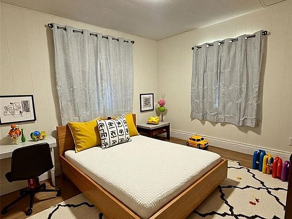 5th image of 32883 Newberry Rd