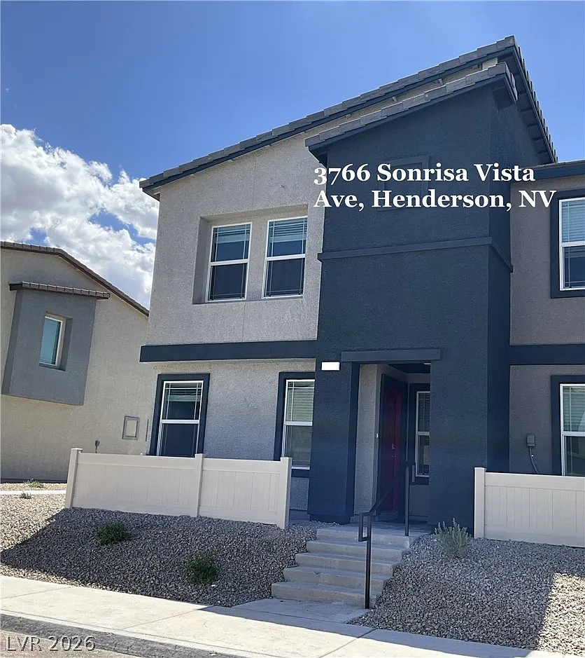 3 bed, 2.5 bath, 1417 sqft, $1,995 — Photo 1