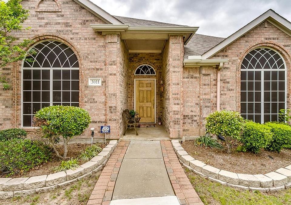 1st image of 3011 Saint Stephens Dr