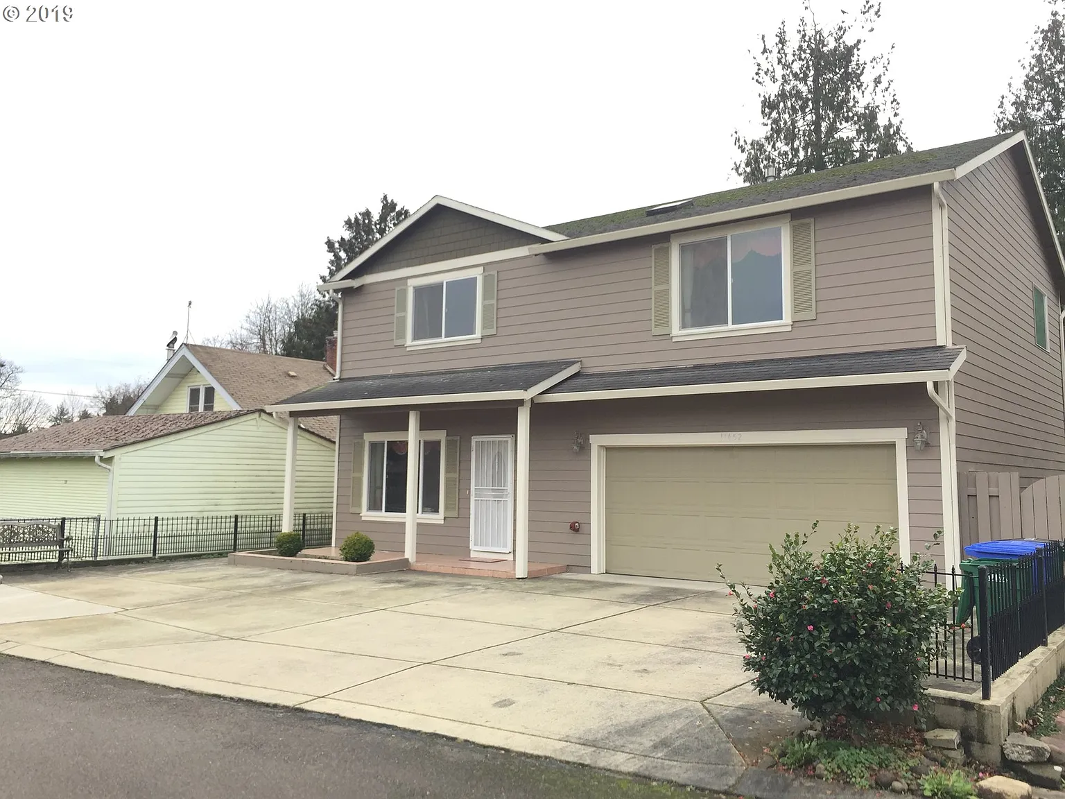 11452 SE Raymond Ct photo 1
