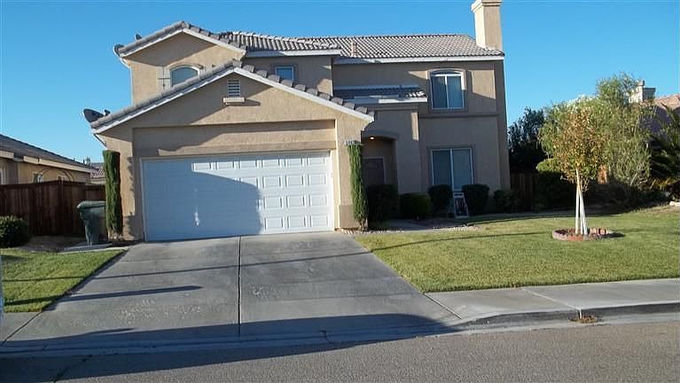 1st image of 15482 Venice Ln