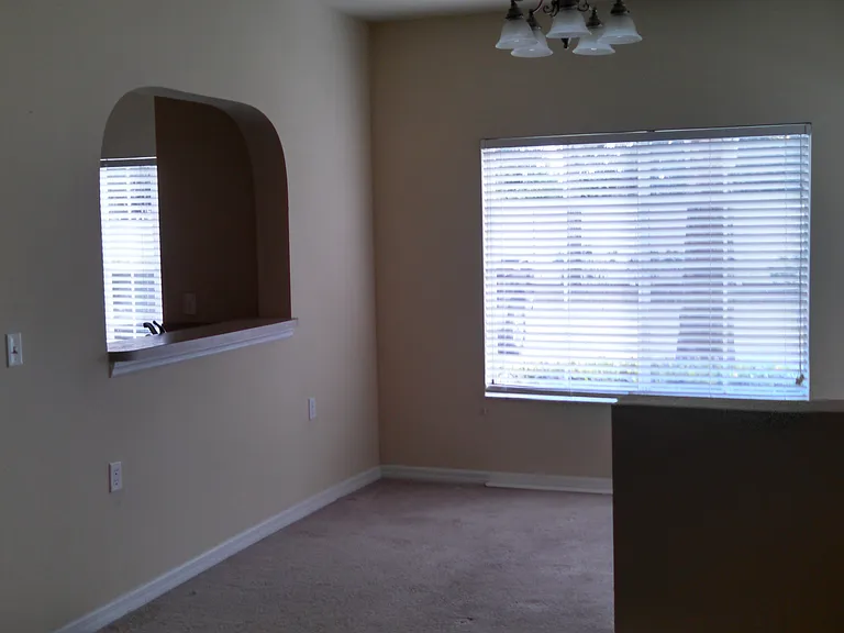 3701 45th Terrace W Lakeside Vlg #102 — Photo 9