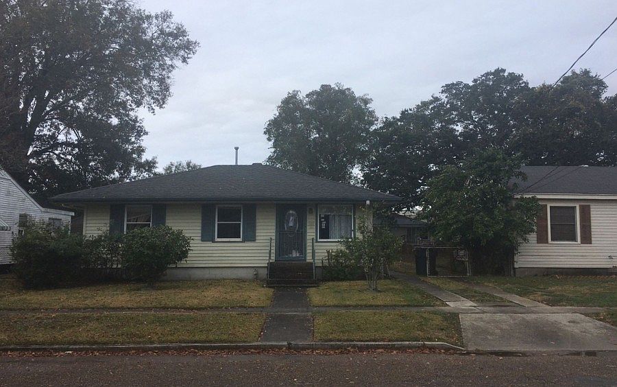 1st image of 1225 Southlawn Blvd