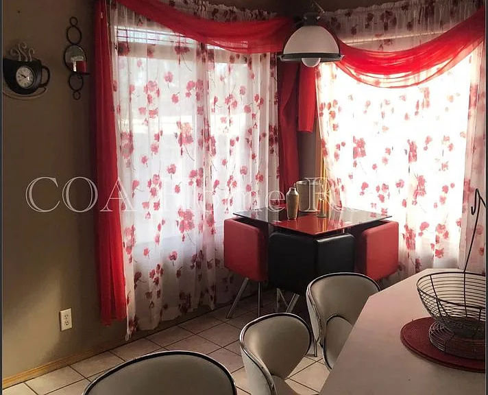 2218 S Beech St — Photo 3