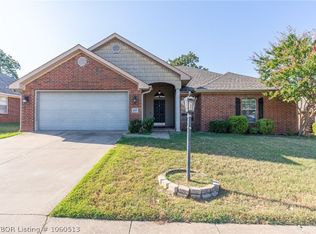 317 Crystal Vw, Van Buren, AR 72956