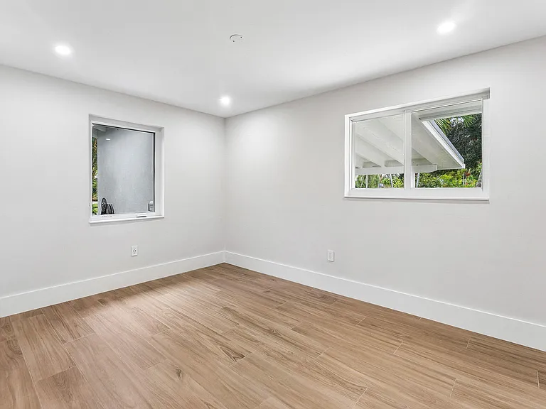 945 Westwind Dr — Photo 20