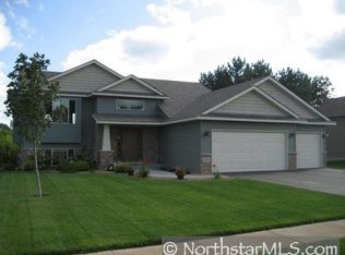 28850 Scenic Dr, Chisago City, MN 55013