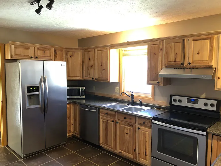 276 Barker Rd #A — Photo 10