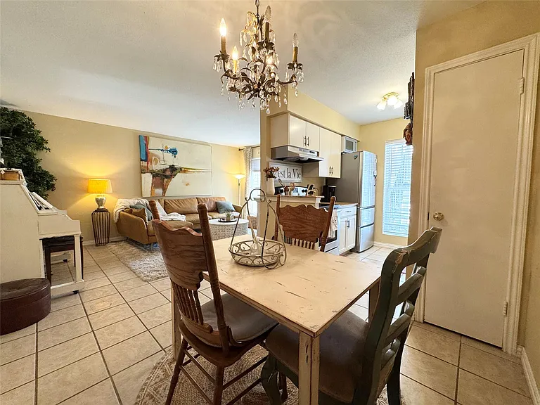 5550 N Braeswood Blvd #128 — Photo 7