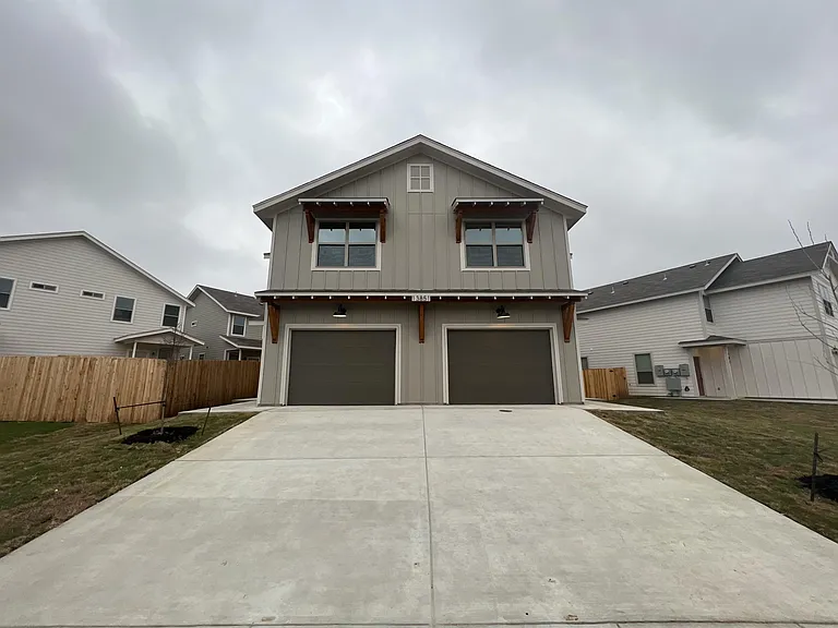13851 Enzo Gate #101 — Photo 2