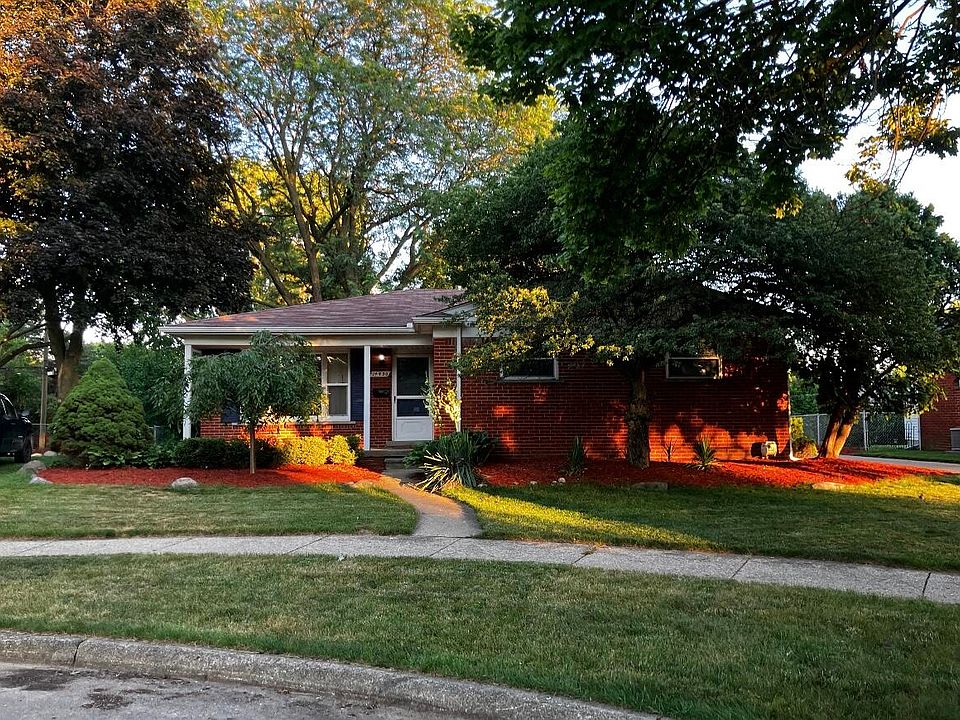 1st image of 14430 Shadywood Ct