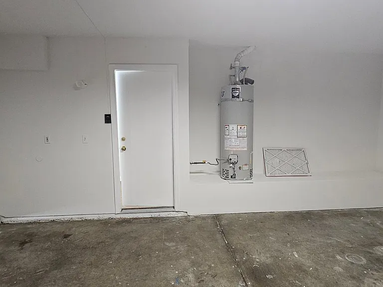 424 E Avenue J11 — Photo 46