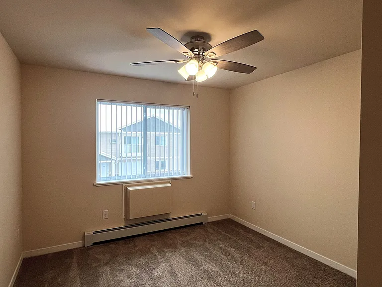 713 Caroline St — Photo 170