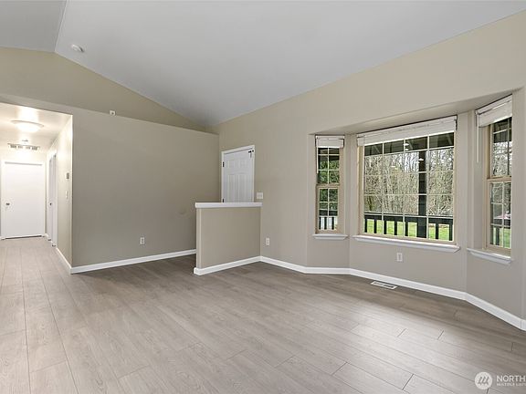 3rd image of 24010 144th Street E