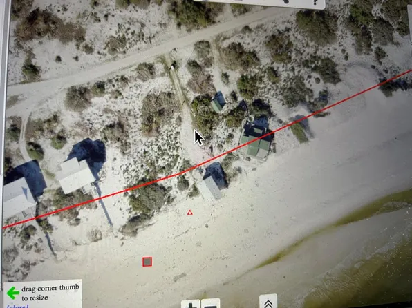 728 Gulf Shore Dr, Carrabelle, FL 32322