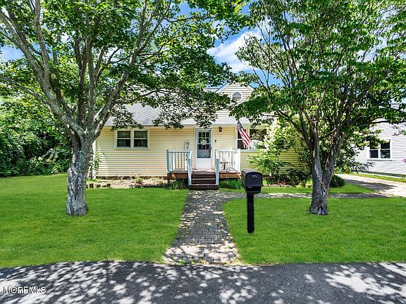 4th image of 314 Pine Drive